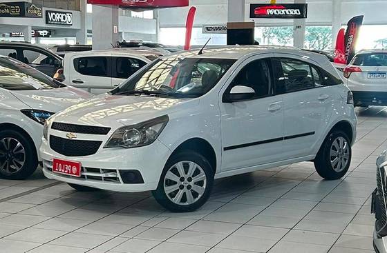CHEVROLET AGILE 1.4 MPFI LT 8V FLEX 4P MANUAL CHEVROLET AGILE 1.4 MPFI LT 8V FLEX 4P MANUAL